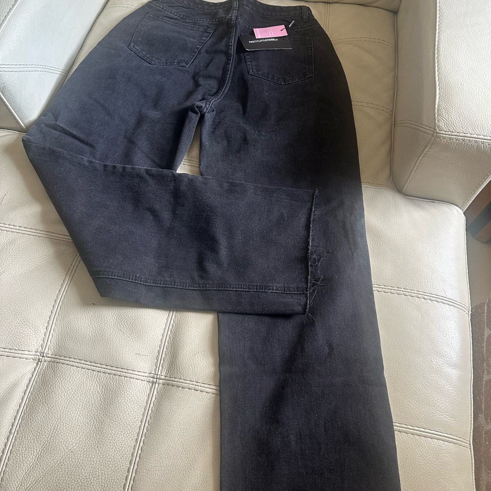New Women’s PrettyLittleThing Charcoal Jeans Size 6